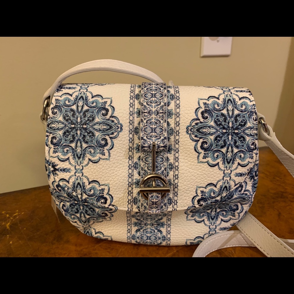 Talbots White/Blue Floral/Paisley Leather Purse